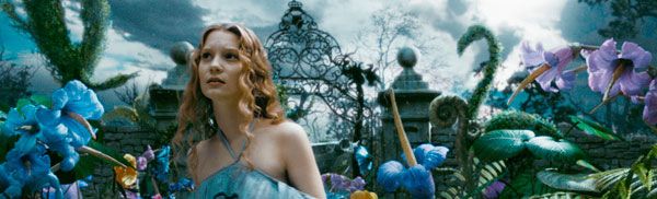 Mia Wasikowska in Tim Burtons Alice in Wonderland (1).jpg